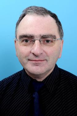 Профессор Сергей Постовский